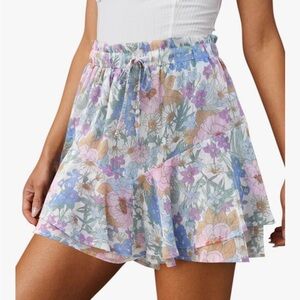 VIRAL Floral Ruffle Shorts